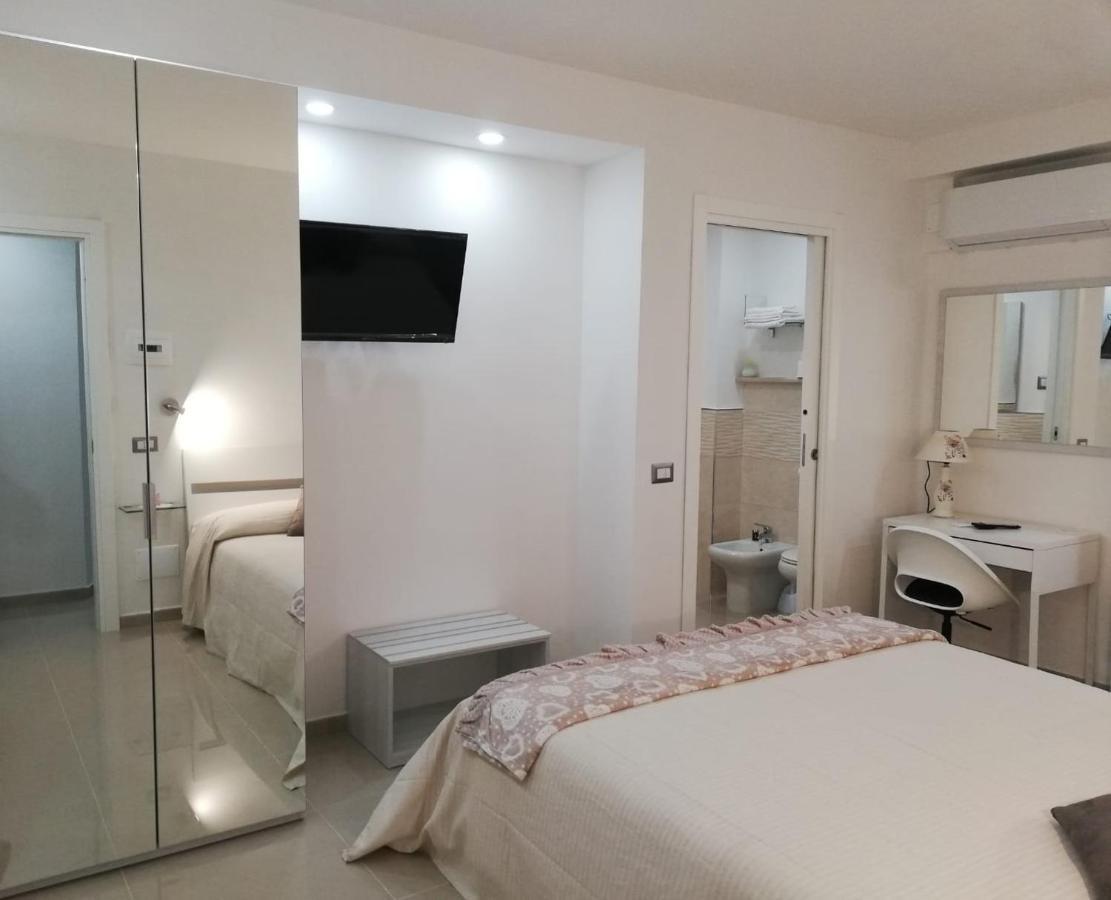 B&B Oplonti Resort Torre Annunziata Extérieur photo